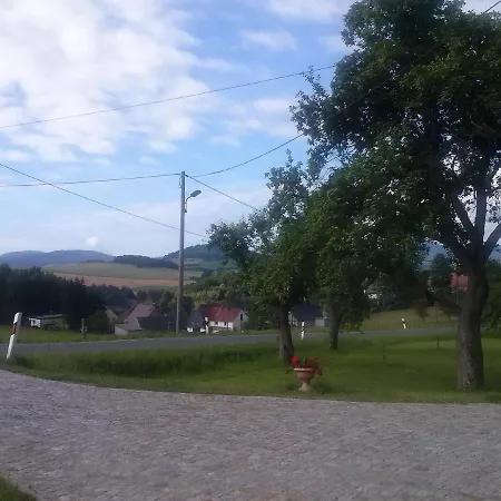 アパート -am Fuss Zum Zittauer Gebirge- *